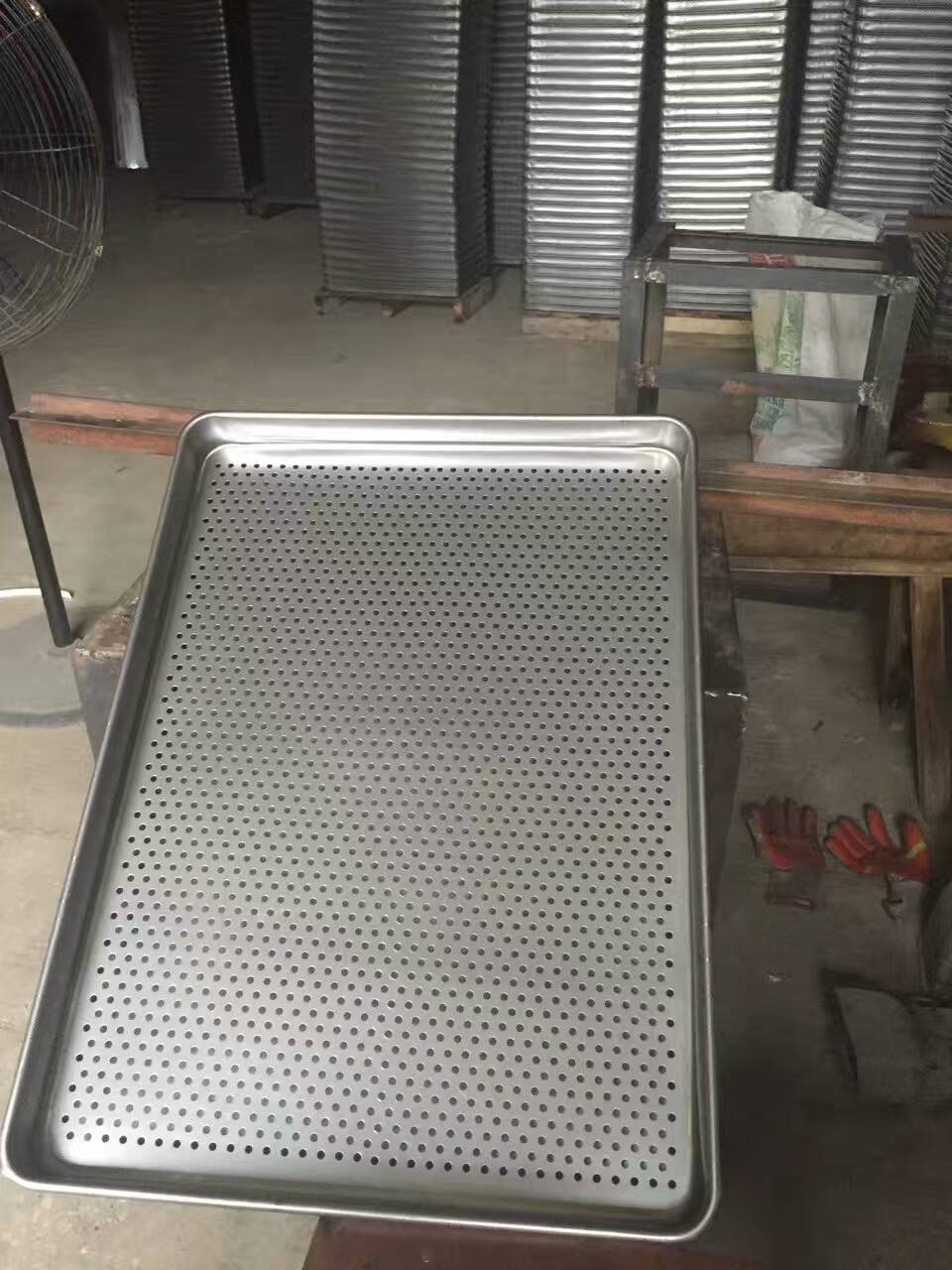 Custom drying trays, stainless steel trays